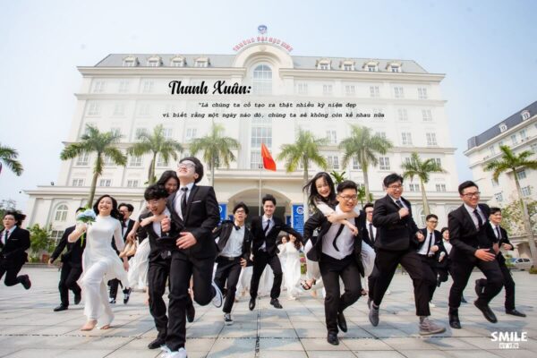 Anh-chup-ky-yeu-DH-Vinh-Chuyen-Toan-Smile-Media