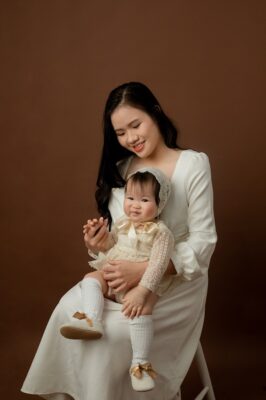 y-tuong-chup-anh-me-va-con-gai