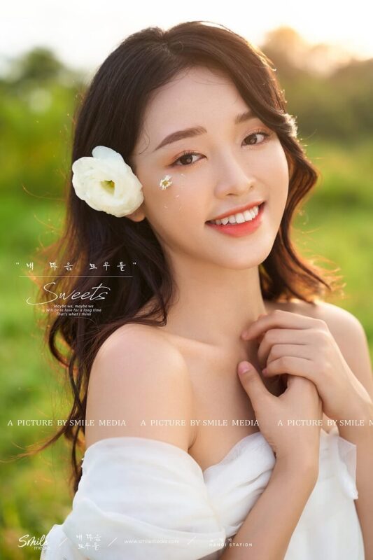 Trang điểm chụp kỷ yếu